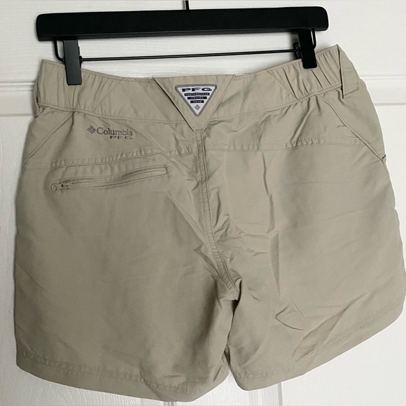 Columbia Women’s PFG Tan Outdoor Shorts Size Small - Picture 6 of 9